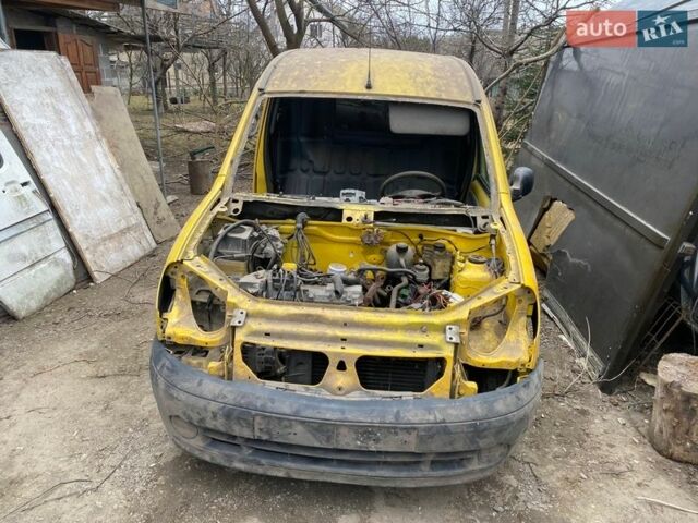 Жовтий Рено Кєнгу, об'ємом двигуна 1.39 л та пробігом 250 тис. км за 1000 $, фото 1 на Automoto.ua