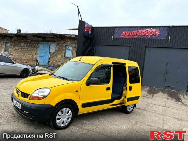 Желтый Рено Кенгу, объемом двигателя 1.5 л и пробегом 399 тыс. км за 3550 $, фото 1 на Automoto.ua