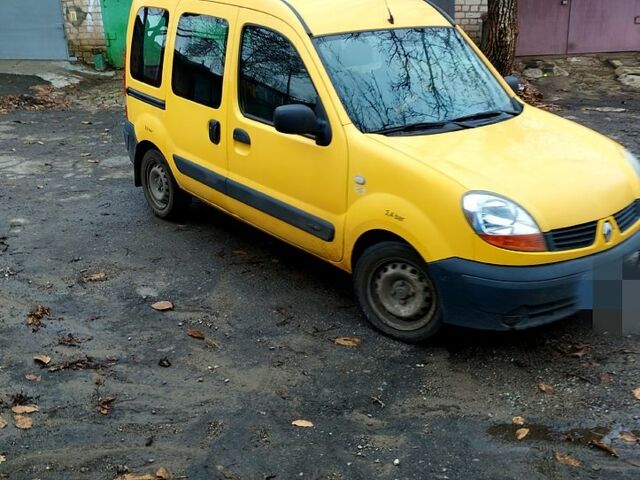 Желтый Рено Кенгу, объемом двигателя 1.5 л и пробегом 177 тыс. км за 4700 $, фото 1 на Automoto.ua