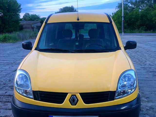 Желтый Рено Кенгу, объемом двигателя 1.5 л и пробегом 181 тыс. км за 3500 $, фото 1 на Automoto.ua