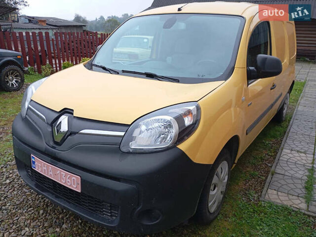 Желтый Рено Кенгу, объемом двигателя 0 л и пробегом 99 тыс. км за 8900 $, фото 1 на Automoto.ua