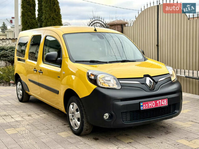 Желтый Рено Кенгу, объемом двигателя 0 л и пробегом 50 тыс. км за 10404 $, фото 1 на Automoto.ua