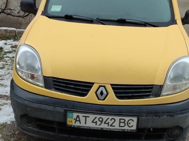 Желтый Рено Кенгу, объемом двигателя 1.5 л и пробегом 204 тыс. км за 4500 $, фото 1 на Automoto.ua