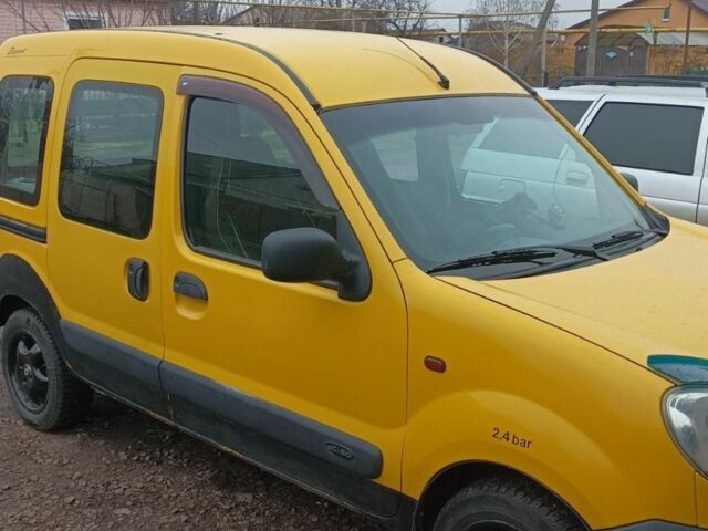 Жовтий Рено Кєнгу, об'ємом двигуна 1.5 л та пробігом 110 тис. км за 2800 $, фото 1 на Automoto.ua