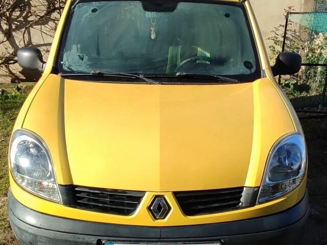 Желтый Рено Кенгу, объемом двигателя 1.5 л и пробегом 204 тыс. км за 4100 $, фото 1 на Automoto.ua