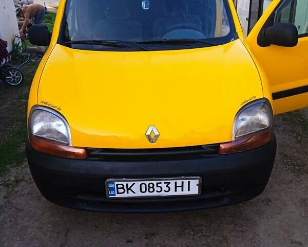 Желтый Рено Кенгу, объемом двигателя 1.87 л и пробегом 200 тыс. км за 2400 $, фото 1 на Automoto.ua
