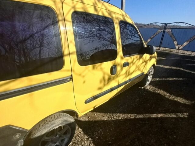 Жовтий Рено Кєнгу, об'ємом двигуна 1.9 л та пробігом 182 тис. км за 3200 $, фото 1 на Automoto.ua