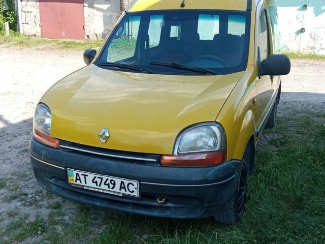 Желтый Рено Кенгу, объемом двигателя 1.2 л и пробегом 260 тыс. км за 2500 $, фото 1 на Automoto.ua