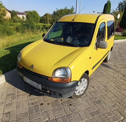 Желтый Рено Кенгу, объемом двигателя 1.87 л и пробегом 216 тыс. км за 1800 $, фото 1 на Automoto.ua