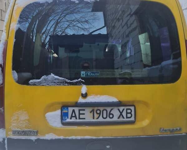 Желтый Рено Кенгу, объемом двигателя 1.87 л и пробегом 200 тыс. км за 2500 $, фото 1 на Automoto.ua