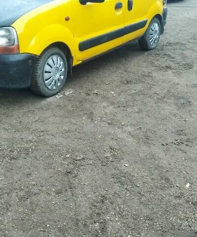 Желтый Рено Кенгу, объемом двигателя 1.9 л и пробегом 270 тыс. км за 3100 $, фото 1 на Automoto.ua