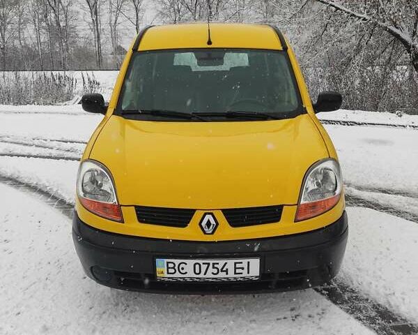 Желтый Рено Кенгу, объемом двигателя 1.46 л и пробегом 240 тыс. км за 2800 $, фото 1 на Automoto.ua