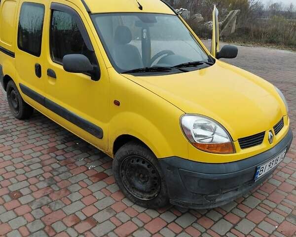 Желтый Рено Кенгу, объемом двигателя 1.46 л и пробегом 240 тыс. км за 3650 $, фото 1 на Automoto.ua