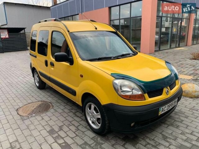Желтый Рено Кенгу, объемом двигателя 1.5 л и пробегом 206 тыс. км за 3550 $, фото 1 на Automoto.ua