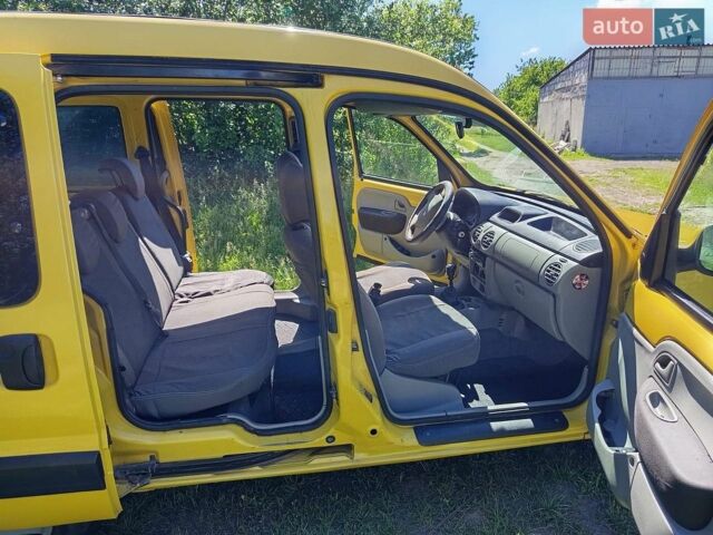 Желтый Рено Кенгу, объемом двигателя 1.39 л и пробегом 201 тыс. км за 3950 $, фото 1 на Automoto.ua