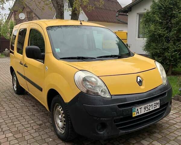 Жовтий Рено Кєнгу, об'ємом двигуна 1.5 л та пробігом 190 тис. км за 5500 $, фото 1 на Automoto.ua