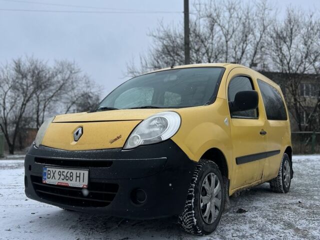 Желтый Рено Кенгу, объемом двигателя 1.5 л и пробегом 330 тыс. км за 4350 $, фото 1 на Automoto.ua