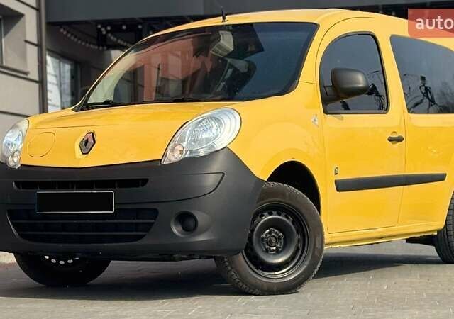 Желтый Рено Кенгу, объемом двигателя 0 л и пробегом 120 тыс. км за 8750 $, фото 1 на Automoto.ua