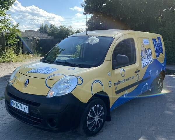 Желтый Рено Кенгу, объемом двигателя 0 л и пробегом 127 тыс. км за 5350 $, фото 1 на Automoto.ua