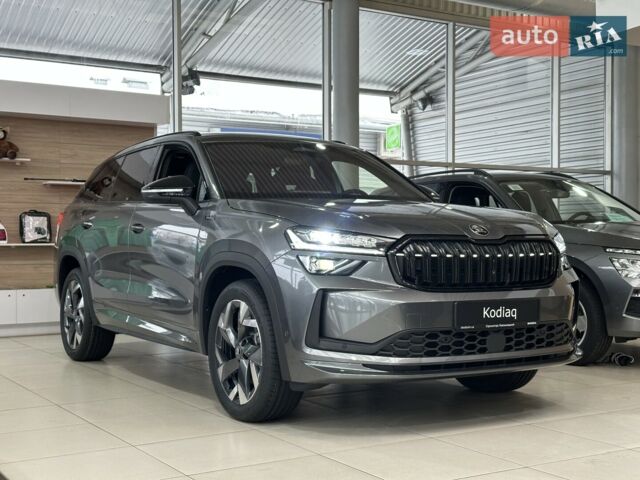 Желтый Рено Кенгу, объемом двигателя 1.5 л и пробегом 2 тыс. км за 1866 $, фото 1 на Automoto.ua