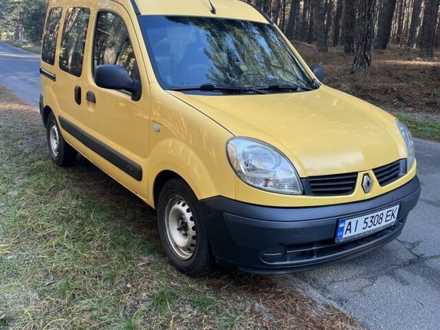 Желтый Рено Кенгу, объемом двигателя 1.5 л и пробегом 500 тыс. км за 3700 $, фото 1 на Automoto.ua