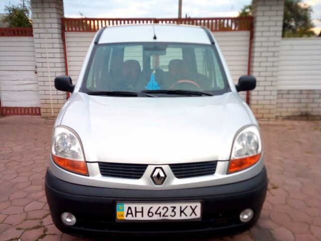 Сірий Рено Кєнгу, об'ємом двигуна 1.5 л та пробігом 226 тис. км за 4500 $, фото 1 на Automoto.ua