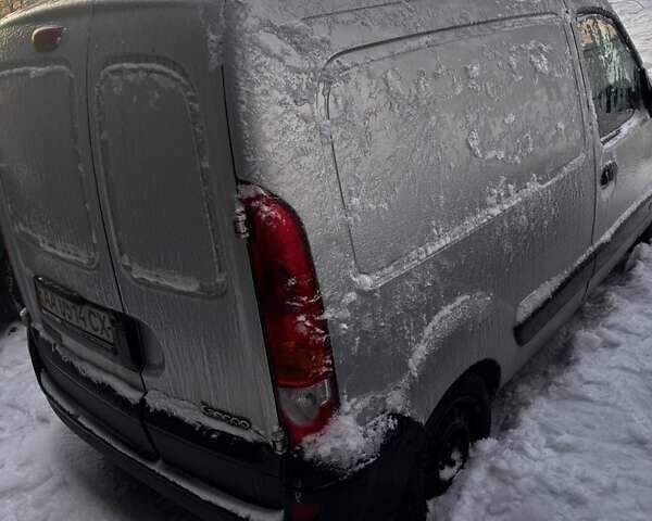 Серый Рено Кенгу, объемом двигателя 1.4 л и пробегом 400 тыс. км за 2900 $, фото 1 на Automoto.ua