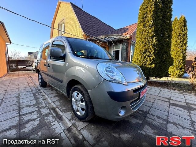 Сірий Рено Кєнгу, об'ємом двигуна 1.6 л та пробігом 189 тис. км за 6999 $, фото 1 на Automoto.ua