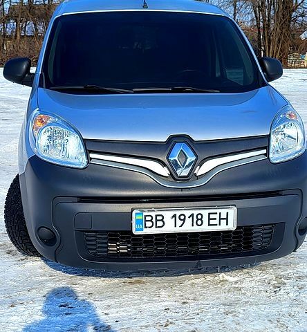 Сірий Рено Кєнгу, об'ємом двигуна 1.5 л та пробігом 160 тис. км за 10000 $, фото 1 на Automoto.ua