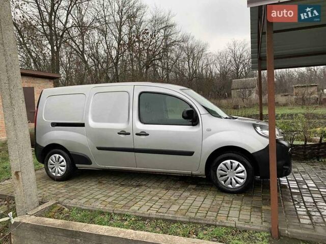 Сірий Рено Кєнгу, об'ємом двигуна 1.46 л та пробігом 260 тис. км за 6900 $, фото 1 на Automoto.ua