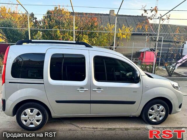 Сірий Рено Кєнгу, об'ємом двигуна 1.5 л та пробігом 21400 тис. км за 14300 $, фото 1 на Automoto.ua