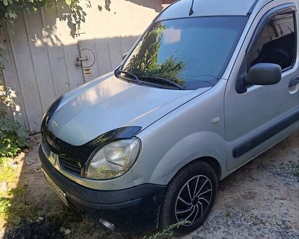 Сірий Рено Кєнгу, об'ємом двигуна 1.46 л та пробігом 320 тис. км за 4650 $, фото 1 на Automoto.ua
