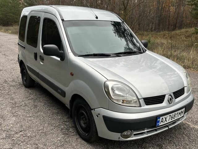 Рено Кенгу 2005 в Балаклее на Automoto.ua Серый Рено Кенгу, объемом двигателя 1.4 л и пробегом 321 тыс. км за 2900 $, фото 1 на Automoto.ua