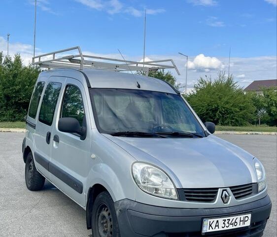 Сірий Рено Кєнгу, об'ємом двигуна 1.4 л та пробігом 250 тис. км за 5000 $, фото 1 на Automoto.ua