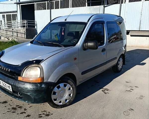 Серый Рено Кенгу, объемом двигателя 1.9 л и пробегом 300 тыс. км за 2500 $, фото 1 на Automoto.ua