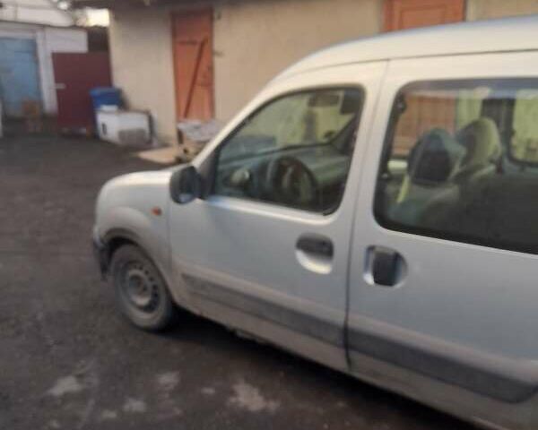 Серый Рено Кенгу, объемом двигателя 1.46 л и пробегом 245 тыс. км за 2000 $, фото 1 на Automoto.ua