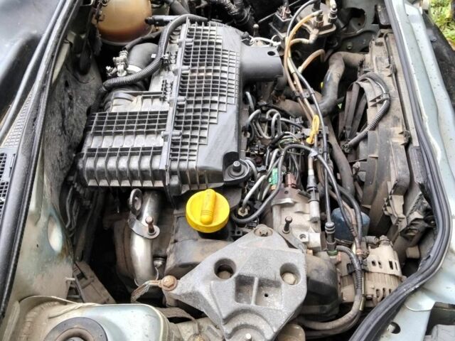 Сірий Рено Кєнгу, об'ємом двигуна 0 л та пробігом 360 тис. км за 2850 $, фото 1 на Automoto.ua