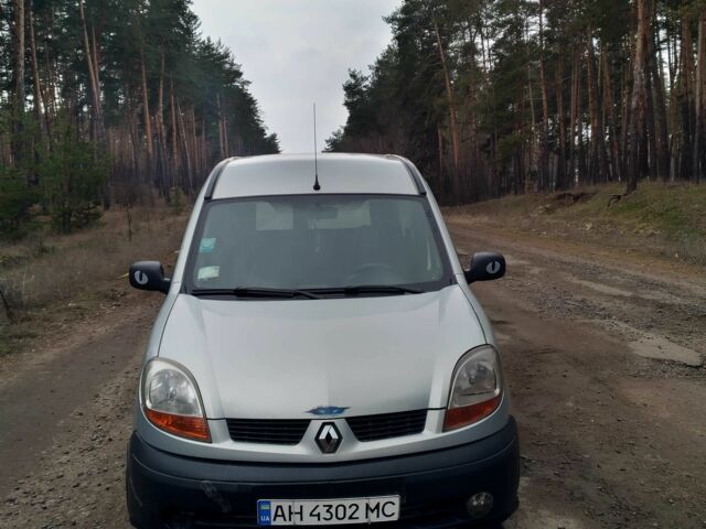 Серый Рено Кенгу, объемом двигателя 1.5 л и пробегом 350 тыс. км за 3100 $, фото 1 на Automoto.ua