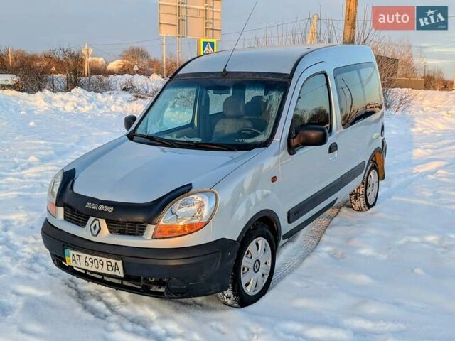 Серый Рено Кенгу, объемом двигателя 1.5 л и пробегом 250 тыс. км за 2999 $, фото 1 на Automoto.ua
