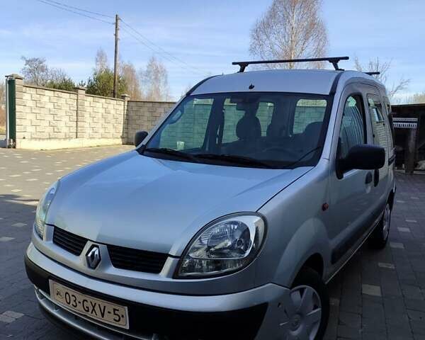 Сірий Рено Кєнгу, об'ємом двигуна 1.6 л та пробігом 260 тис. км за 5177 $, фото 1 на Automoto.ua