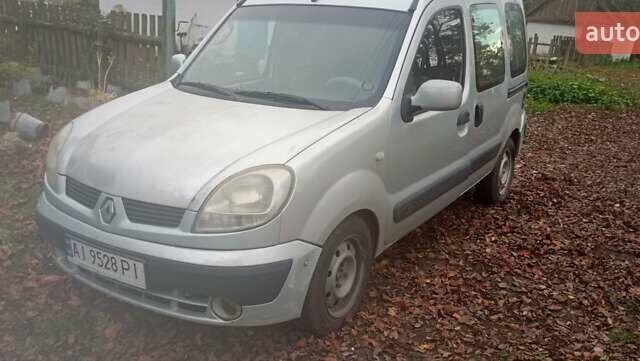 Серый Рено Кенгу, объемом двигателя 1.46 л и пробегом 388 тыс. км за 2500 $, фото 1 на Automoto.ua