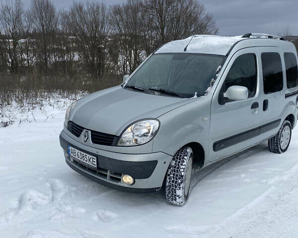 Серый Рено Кенгу, объемом двигателя 1.5 л и пробегом 315 тыс. км за 4800 $, фото 1 на Automoto.ua