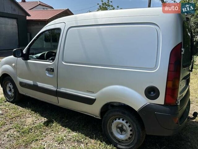 Серый Рено Кенгу, объемом двигателя 1.5 л и пробегом 275 тыс. км за 4000 $, фото 1 на Automoto.ua