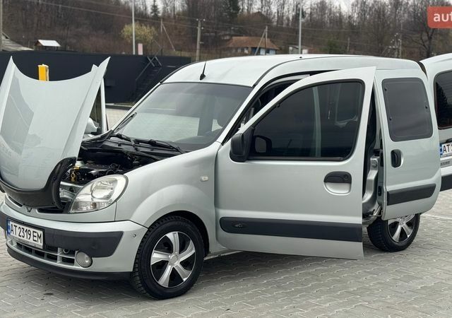 Сірий Рено Кєнгу, об'ємом двигуна 1.46 л та пробігом 296 тис. км за 4199 $, фото 1 на Automoto.ua