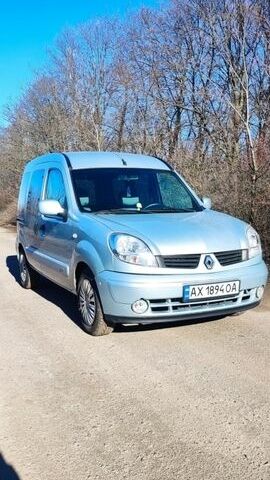 Сірий Рено Кєнгу, об'ємом двигуна 1.6 л та пробігом 250 тис. км за 4900 $, фото 1 на Automoto.ua