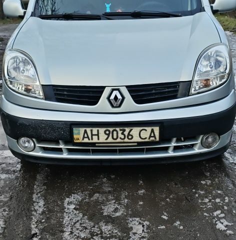 Сірий Рено Кєнгу, об'ємом двигуна 1.4 л та пробігом 185 тис. км за 3000 $, фото 1 на Automoto.ua