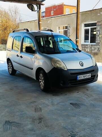 Серый Рено Кенгу, объемом двигателя 1.46 л и пробегом 328 тыс. км за 6500 $, фото 1 на Automoto.ua