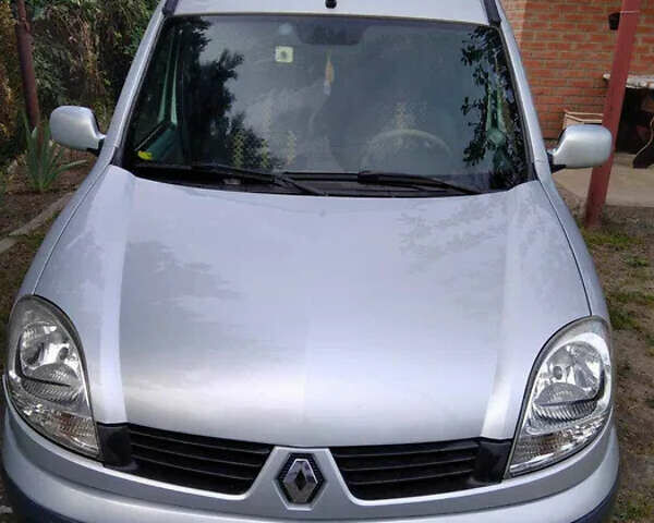 Серый Рено Кенгу, объемом двигателя 1.4 л и пробегом 250 тыс. км за 5100 $, фото 1 на Automoto.ua