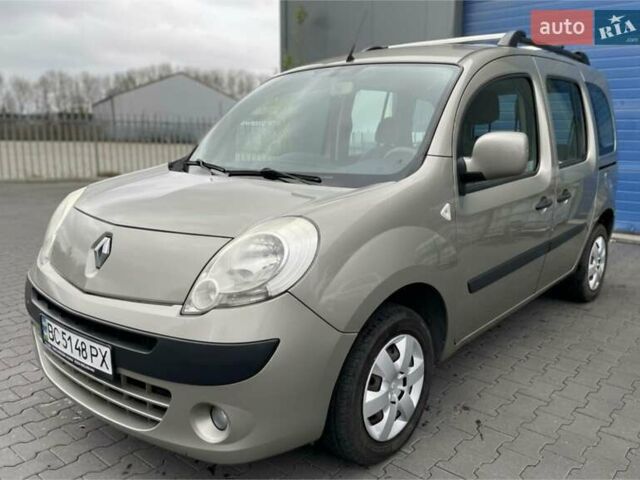 Серый Рено Кенгу, объемом двигателя 1.5 л и пробегом 220 тыс. км за 7900 $, фото 1 на Automoto.ua