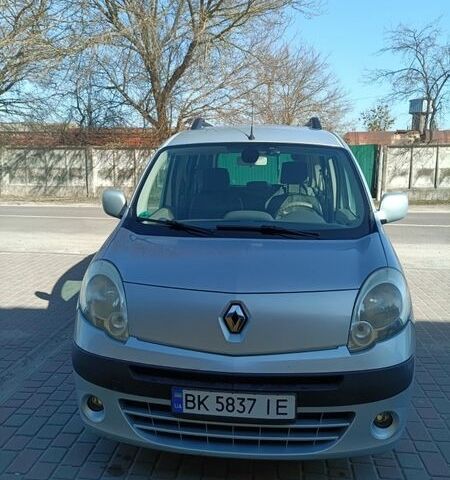 Серый Рено Кенгу, объемом двигателя 1.46 л и пробегом 249 тыс. км за 6700 $, фото 1 на Automoto.ua